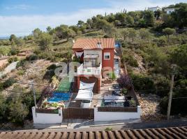 Houses (detached house), 126.00 m², almost new, Calle del Bedoll