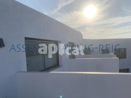 Obra nueva - Casa en, 230.00 m², nuevo, Calle Lleida