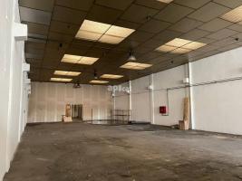 For rent industrial, 712.00 m²
