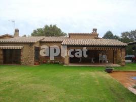 Houses (masia), 340.00 m², almost new