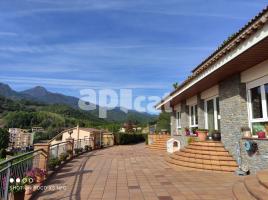 Houses (villa / tower), 682.00 m², almost new, Calle Turó del Pi