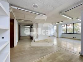 Alquiler oficina, 110.00 m², Calle de Mallorca