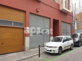 For rent business premises, 395.00 m², Calle de Pere III, 7