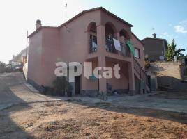 Houses (detached house), 127.00 m², almost new, Calle Gerani