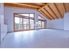 Flat, 173.65 m², almost new