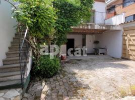 Houses (detached house), 558.00 m², Calle Urgell, 75