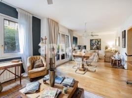 Flat, 154.00 m², near bus and train, Calle del Capitán Arenas