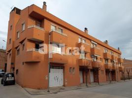 Houses (terraced house), 190.00 m², almost new, Calle Nou