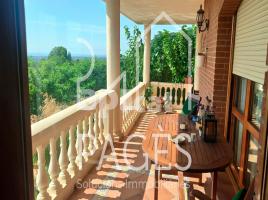 Houses (villa / tower), 430.00 m², almost new, Calle Tramuntana