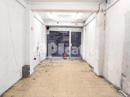 For rent business premises, 208.00 m², close to bus and metro