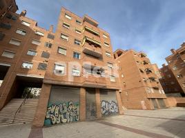 , 618.00 m², in der Nähe von Bus-und U-Bahn, Paseo d'Andreu Nin, 123