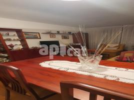 Flat, 83.00 m², near bus and train, Calle dels Albigesos