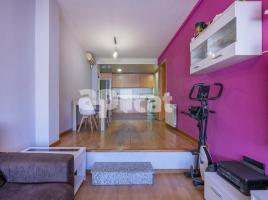 Flat, 95.00 m², almost new