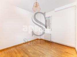 Flat, 84.00 m², near bus and train, Calle de Granollers