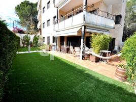 Flat, 85.00 m², almost new