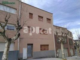 New home - Houses in, 225.00 m², near bus and train, POBLE
