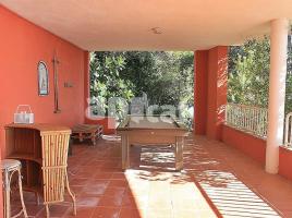 For rent Houses (detached house), 344.00 m², near bus and train