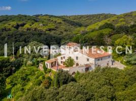 Houses (country house), 1200.00 m², near bus and train, Centro