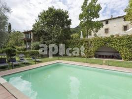 Houses (country house), 1460.00 m², near bus and train