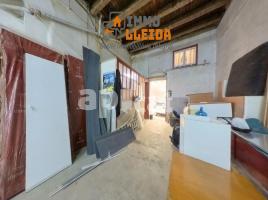 For rent business premises, 90.00 m², near bus and train, Calle d'Urgell, 46