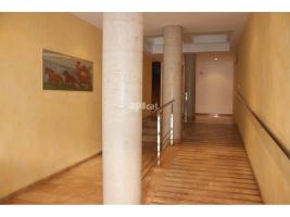Flat, 171.00 m², almost new