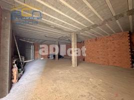 , 212.00 m², fast neu, Calle do Tambre