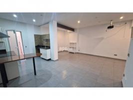 Local comercial, 77.00 m²