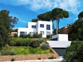 New home - Houses in, 245.00 m²