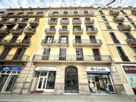 Business premises, 530.00 m², near bus and train, Vía Gran Via de les Corts Catalanes