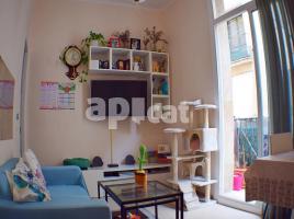 Flat, 87.00 m², close to bus and metro