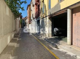 For rent parking, 10.00 m², almost new, Calle d'Enric Delaris