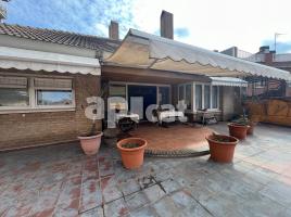 Houses (detached house), 634.00 m², near bus and train