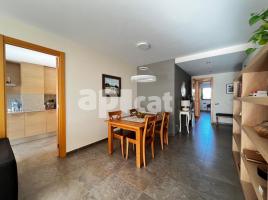 Flat, 110.00 m², near bus and train, almost new, Calaf