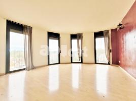 Duplex, 109.75 m², near bus and train, almost new, Castell d'Aro
