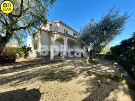 Houses (detached house), 261.00 m², near bus and train, almost new, Pinar de rosanes