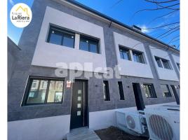 New home - Houses in, 171.00 m², near bus and train, new