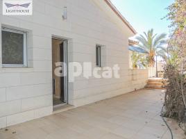 Houses (detached house), 369.00 m², near bus and train, new