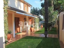 Houses (detached house), 298.00 m², near bus and train