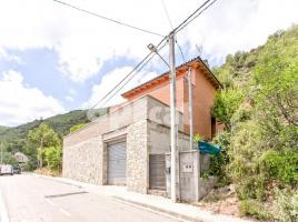 Houses (detached house), 261.00 m², near bus and train, almost new, Vacarisses