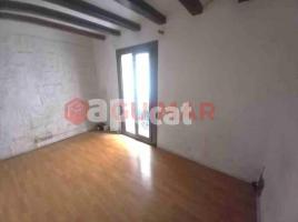 Flat, 45.25 m², close to bus and metro