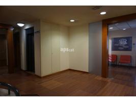For rent office, 562.00 m²