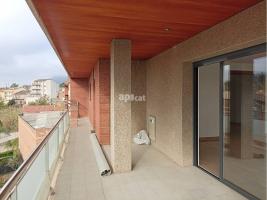 Duplex, 200.00 m², almost new