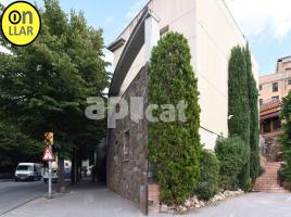 Houses (detached house), 210.00 m², near bus and train, Centro