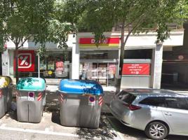 For rent business premises, 1184.00 m², near bus and train, Calle de Rocafort, 244