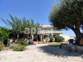 Houses (detached house), 456.00 m², near bus and train, almost new, Vilafant