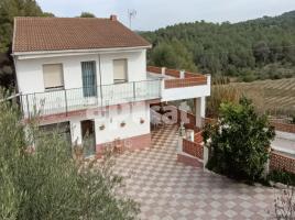 For rent Houses (country house), 280.00 m², near bus and train