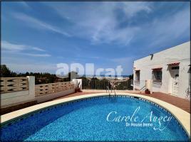 Houses (villa / tower), 281.00 m²