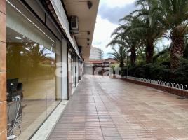 Otro, 146.00 m², pядом автобусный и железнодорожный, Vía Gran Via de les Corts Catalanes, 162