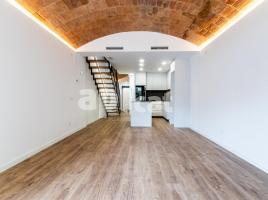 Houses (villa / tower), 170.00 m², near bus and train, Calle SANT PERE 
