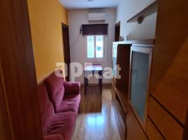 Pis, 68.00 m², prop de bus i tren, Calle TRAVAU